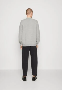 Pier One Sweater - Grey 8 Pier One Sweater - Grey -Pier One Aanbiedingen Winkel f8ad48c00c0a42569720e7e36cf2556b