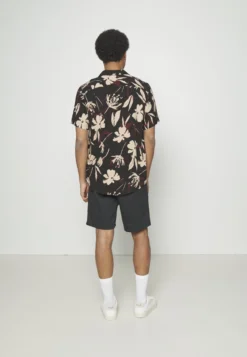 Pier One 2 Pack - Shorts - Olive/Black -Pier One Aanbiedingen Winkel fd44b737848c4df581a8294c3b8851b1 scaled